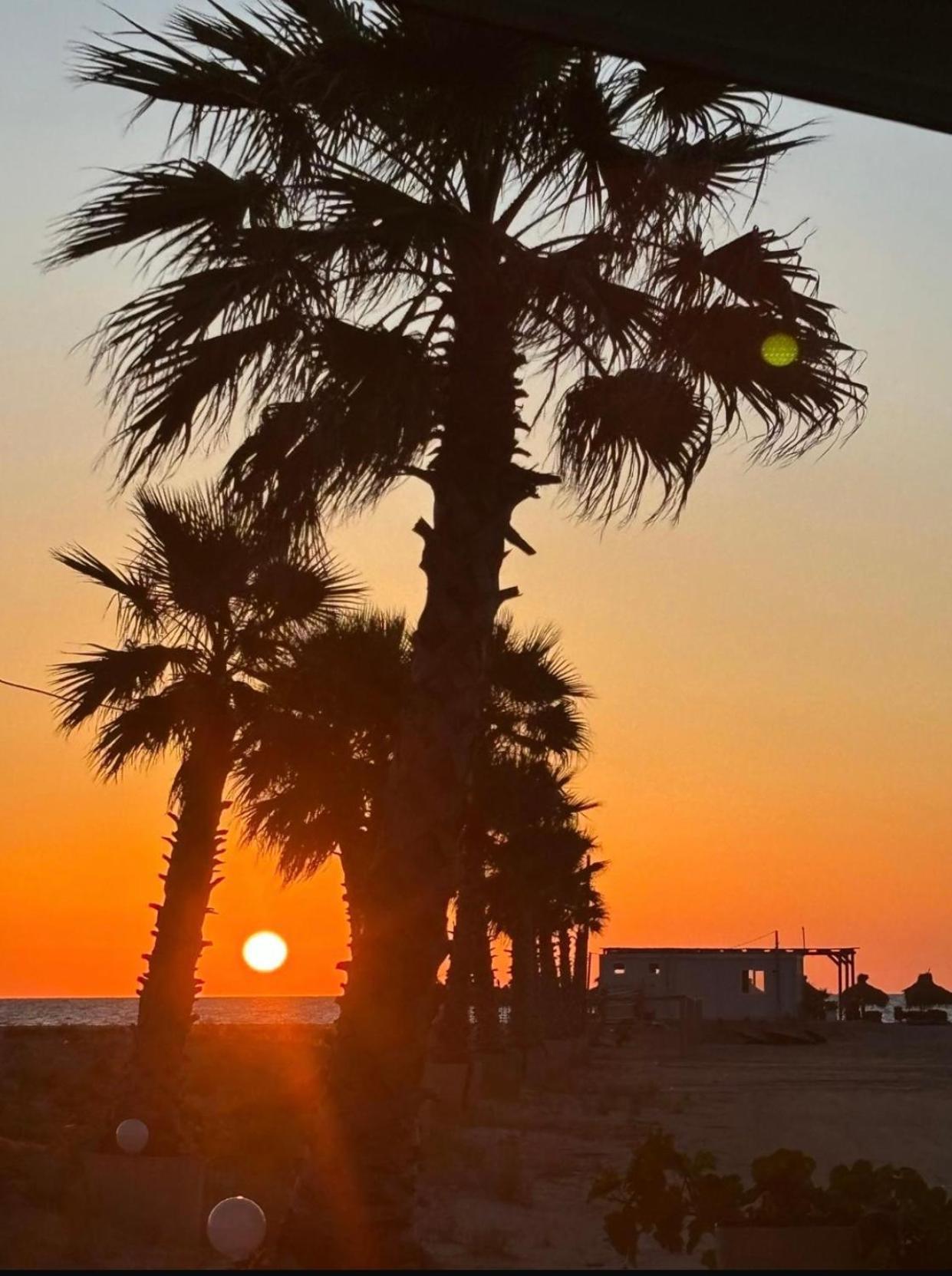 Saint Tropez Durres Hotel Bisht Kamez ภายนอก รูปภาพ